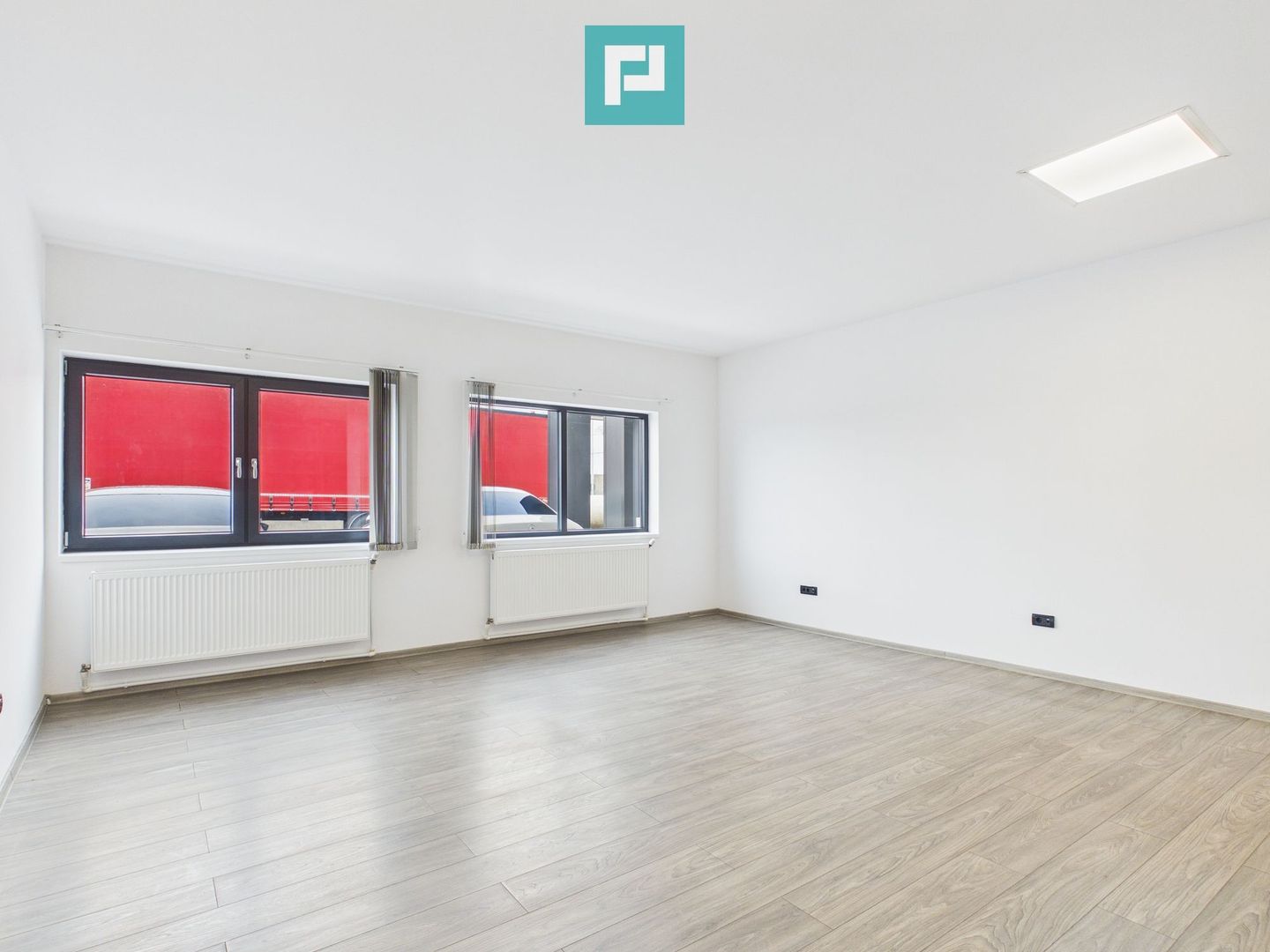 Spații moderne 205 mp și parcare, lângă autostradă - Poză 14