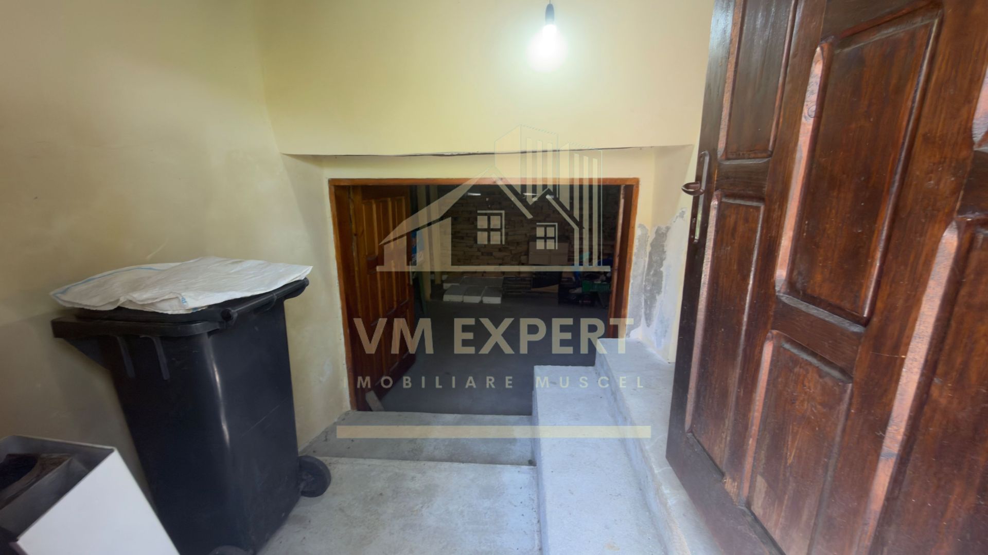 CASĂ 6 CAMERE TEREN 456 MP CENTRU CANPULUNG - Poză 32