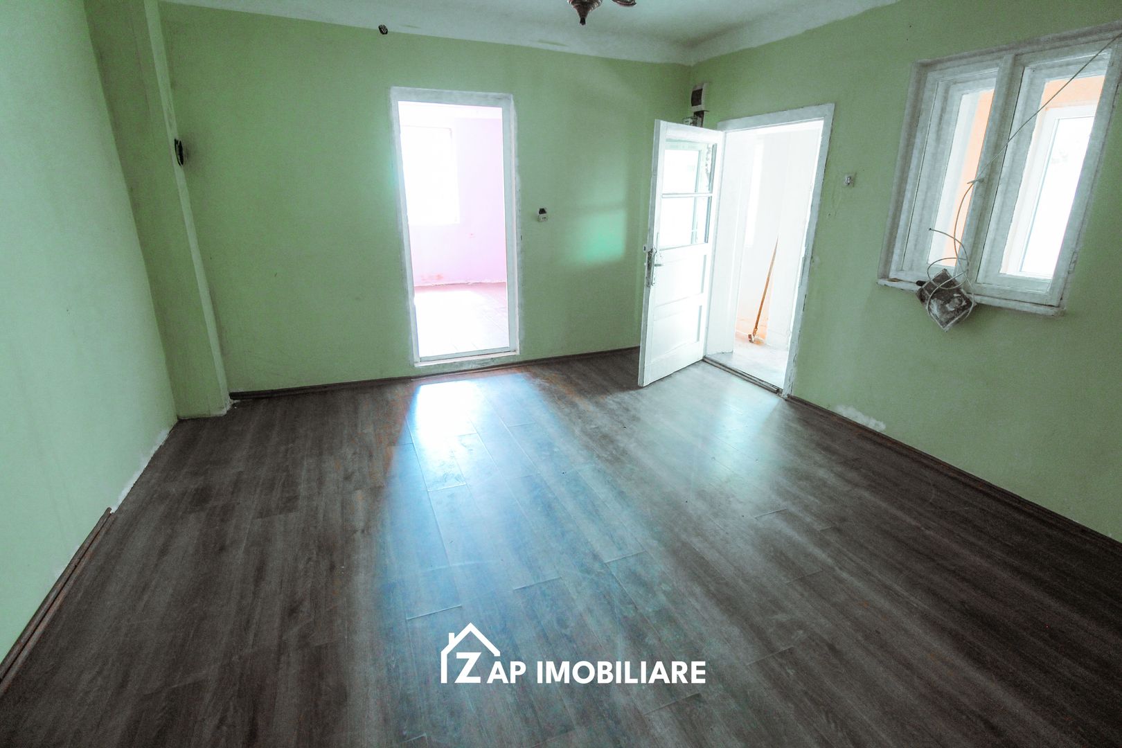 Mureșeni - Casa 80 mp - Teren 784 mp - singur in curte - Poză 5