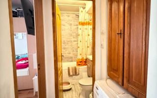 Apartament cu 2 camere, etaj intermediar, zona Vivo - Poză 8