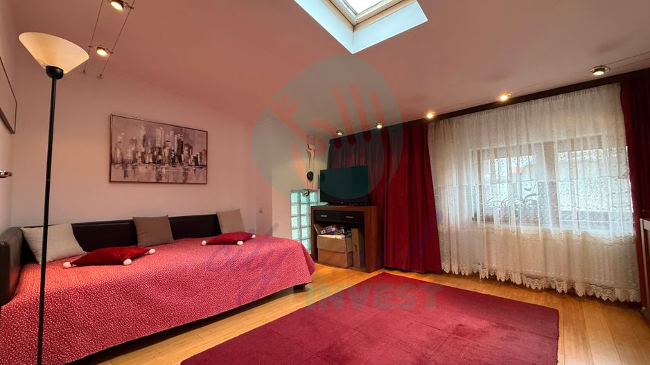 Casă 5 camere Cartierul Armenesc - Poză 5