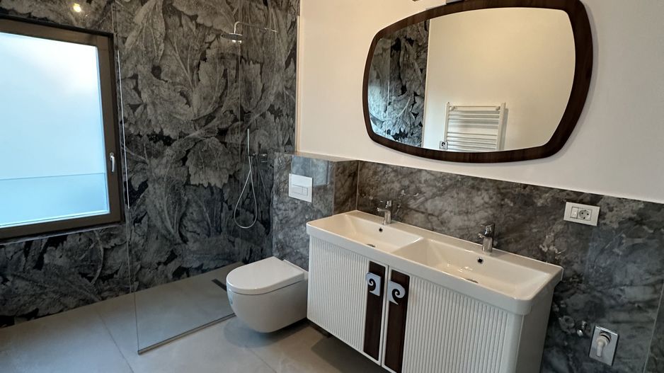 Casa cu 4 camere - Dumbravita - Poză 26