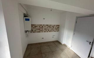 Ap 2 camere, 54 mp, decomandat, grădină, zona Capitol, 80.000 € - Poză 3