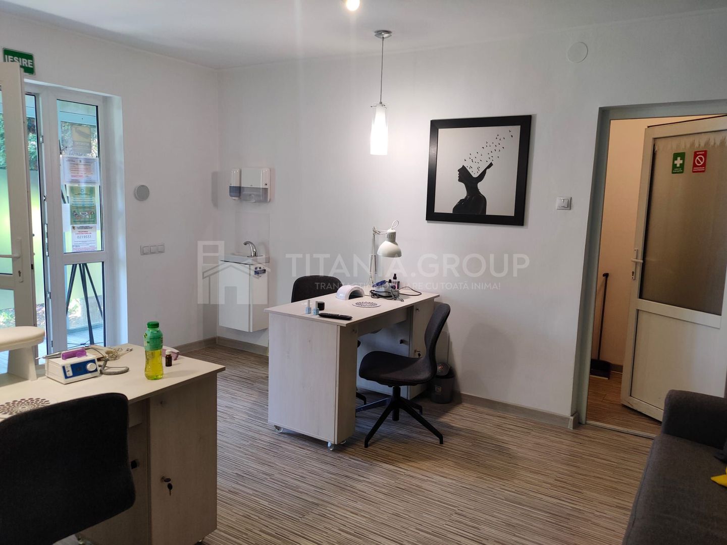 Spatiu comercial, 50 mp + 8 ml vitrina, Florilor, vad pietonal si auto - Poză 8