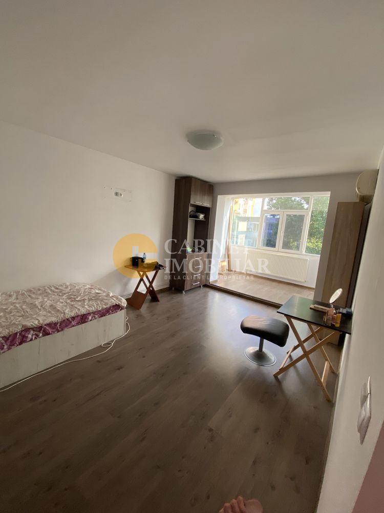 Liceul Racovita - 3 Camere Decomandat - Modeul de 65 mp - Poză 2