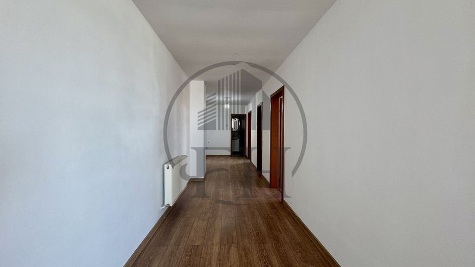 Apartament 3 camere de vânzare Mamaia Nord, Constanța - Poză 9