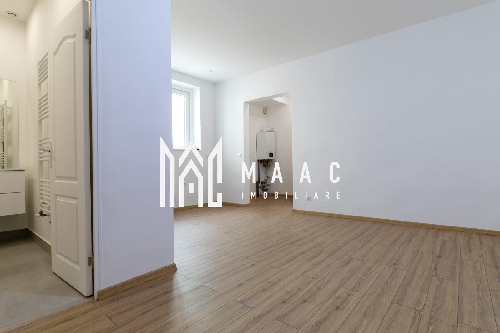 Apartament 2 Camere si Studio | Ultracentral | Acces Privat - Poză 10