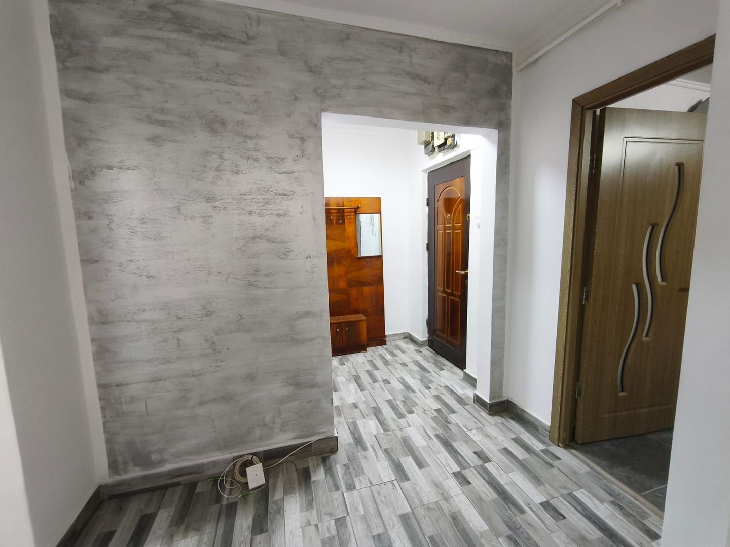 Apartament 3 camere | Bd. Tomis |  Zona Tomis 3 | Poziție excelentă - Poză 10