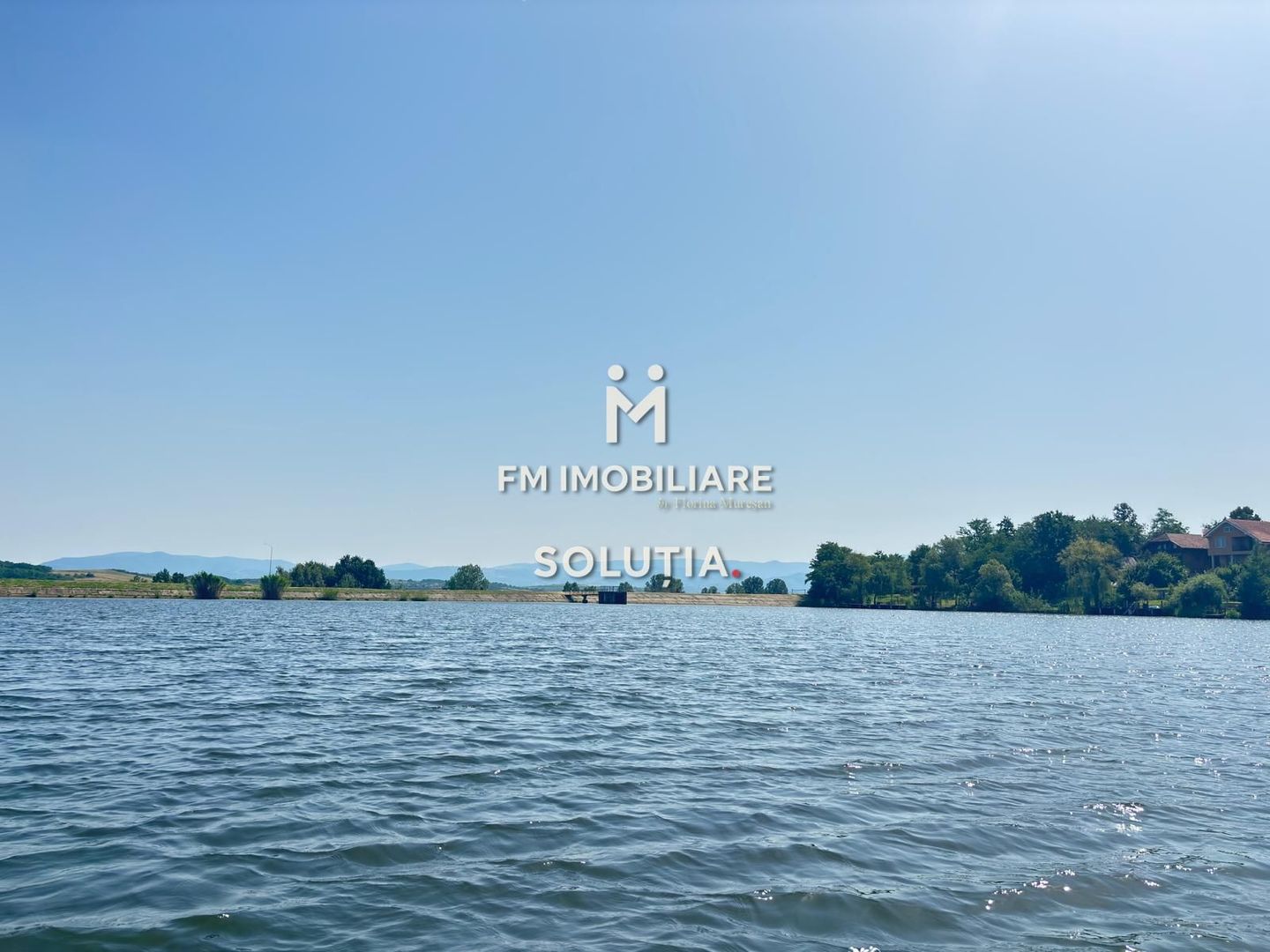 Cabană de vacanță lângă Lacul Mujdeni! - Poză 15