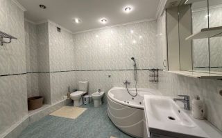 Chirie, apartament, 3 camere, str. 31 August 1989, Centru - Poză 17