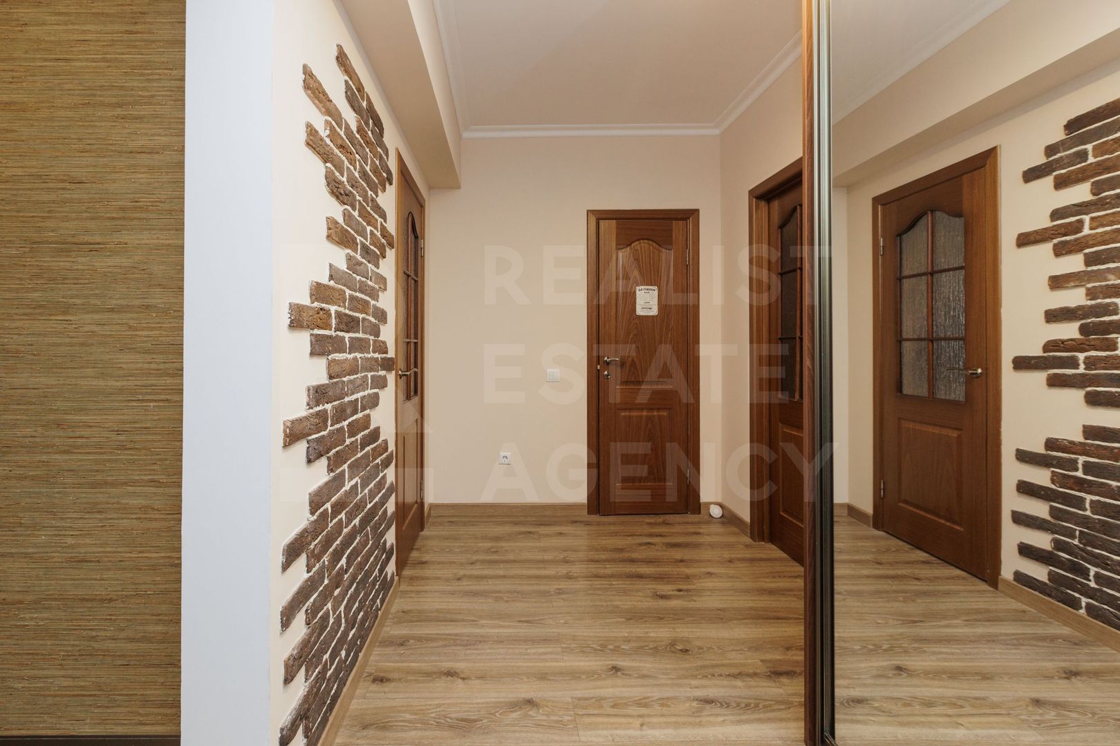 Chirie, apartament, 3 camere, strada Nicolae Anestiade, Centru - Poză 17