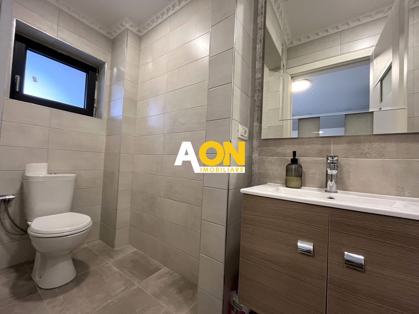 Casă înșiruită, P+E+M, 5 Camere, Zona Micești - Poză 13