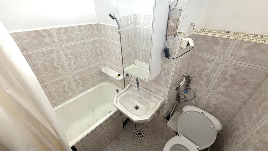 3 camere cu centrala - Craiovita Noua - zona Fortuna- etaj 2 -45mp - Poză 8