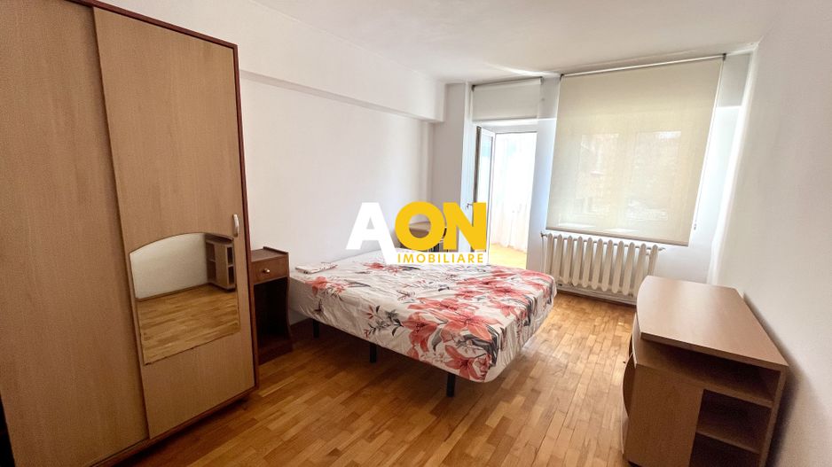 Apartament cu 3 Camere, Etaj 1, Zonă Ultracentrală - Poză 5