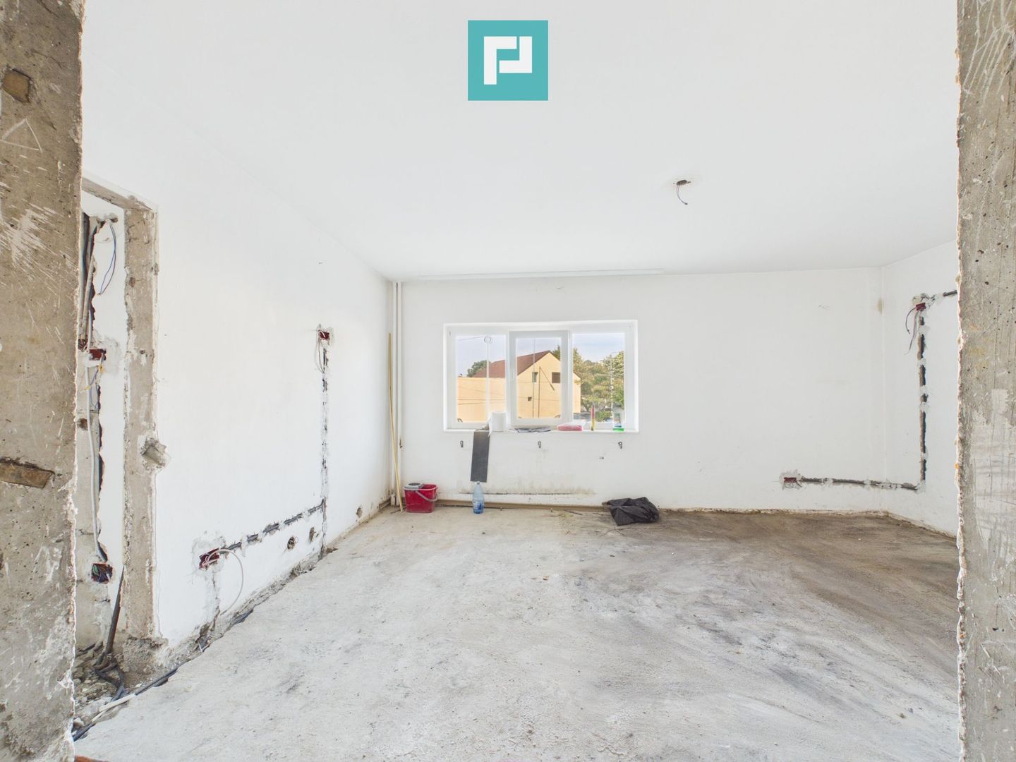 Apartament 3 camere, parter, Calea Aurel Vlaicu - Poză 1
