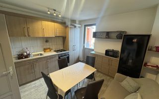 Apartament de 3 camere, decomandat, modern, 70mp, Zona UMFST - Poză 9
