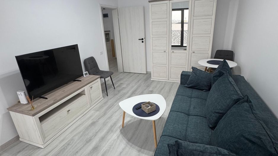 Studio de inchiriat, Tita, bloc nou, prima inchiriere - Poză 1