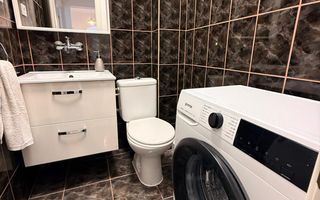 2 dormitoare + 2 bai| apartament spatios 70mp| renovat| Bloc izolat termic| - Poză 22