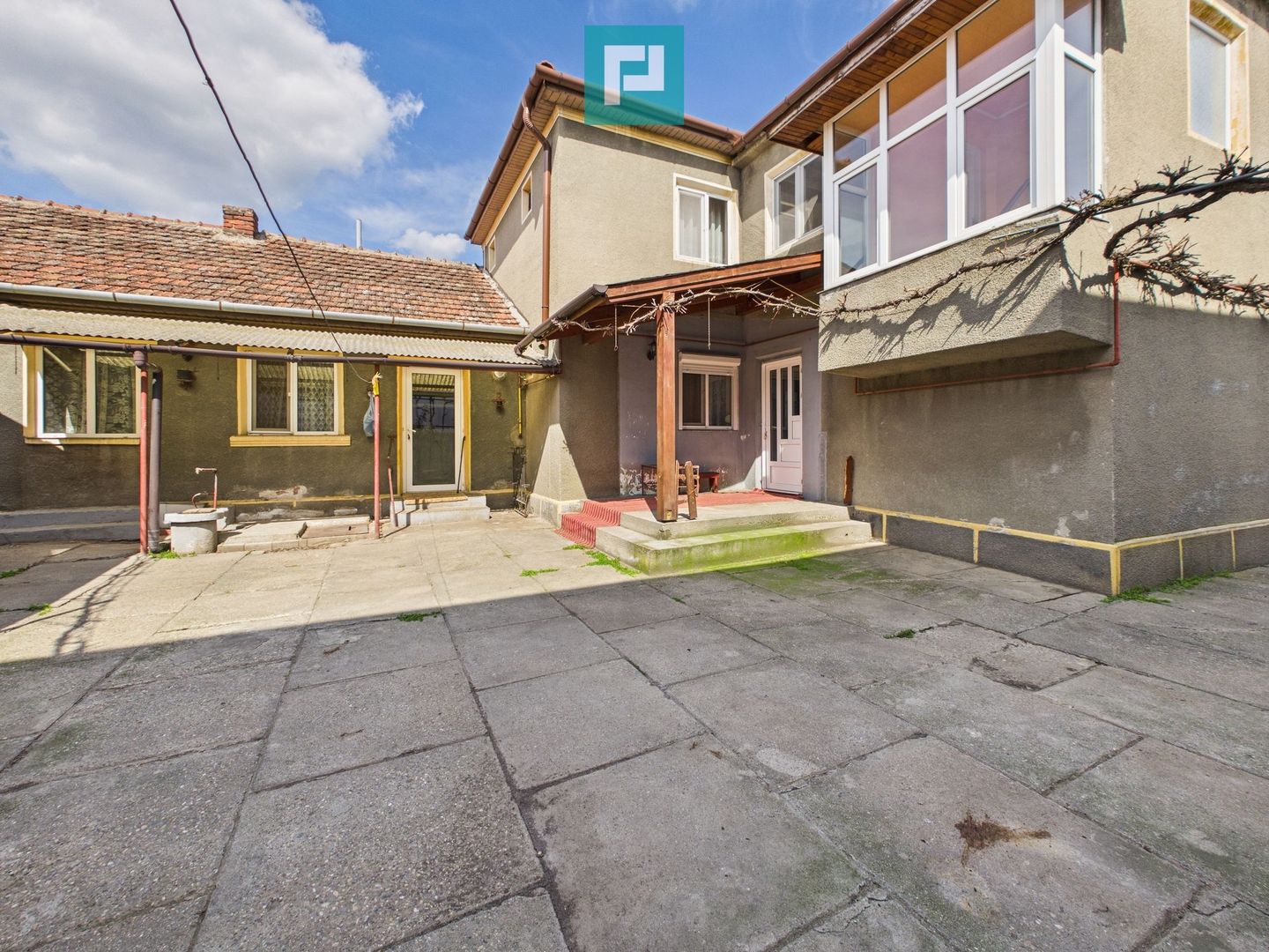 Casă cu 7 camere, ideală pentru familie, Grădiște - Poză 9