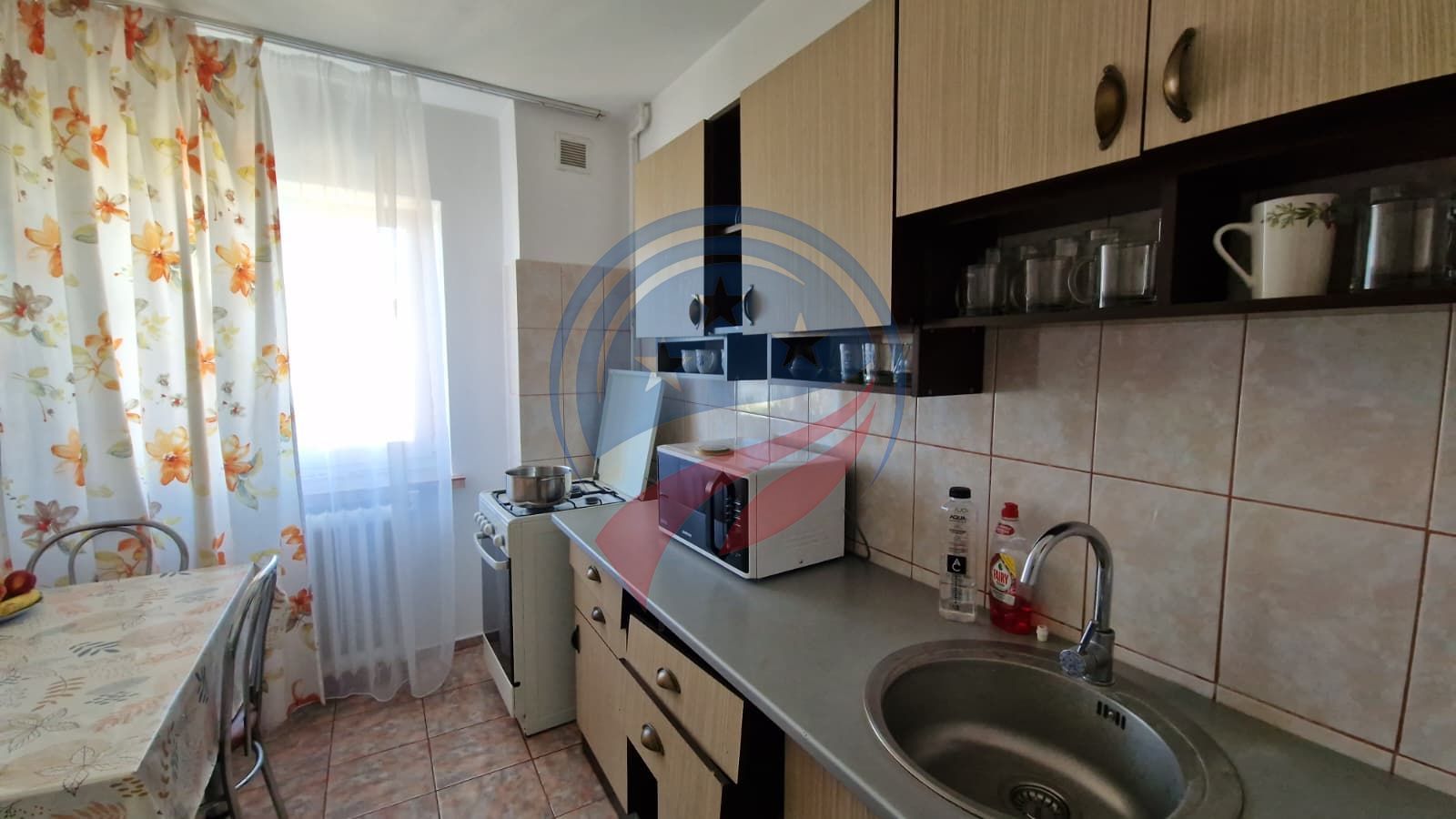DE VÂNZARE – Apartament cu 2 camere, mobilat și utilat, în Craiovița Nouă! - Poză 6