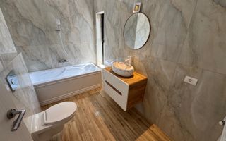 Vile 4 camere Tunari, Zona f buna, asfalt - Poză 3