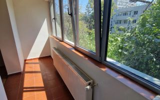 🔑 Vanzare apartament 3 camere – Zona Titan / Piața Miniș - Poză 7