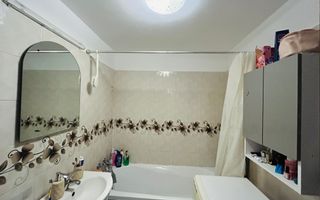 Apartament decomandat, cu 2 camere si 2 balcoane frantuzesti, etaj 2/3 - Poză 9
