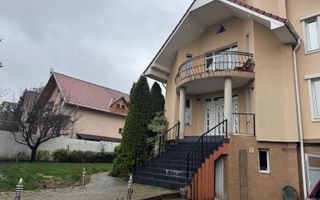 Vila cu 6 camere, 420mp,  teren 720mp, parcari, Zona Shopping City - Poză 1