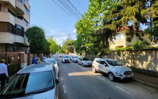 Casa tip duplex, 7 camere, cu garaj, Piata Domenii - Aviator Fuica - Poză 3