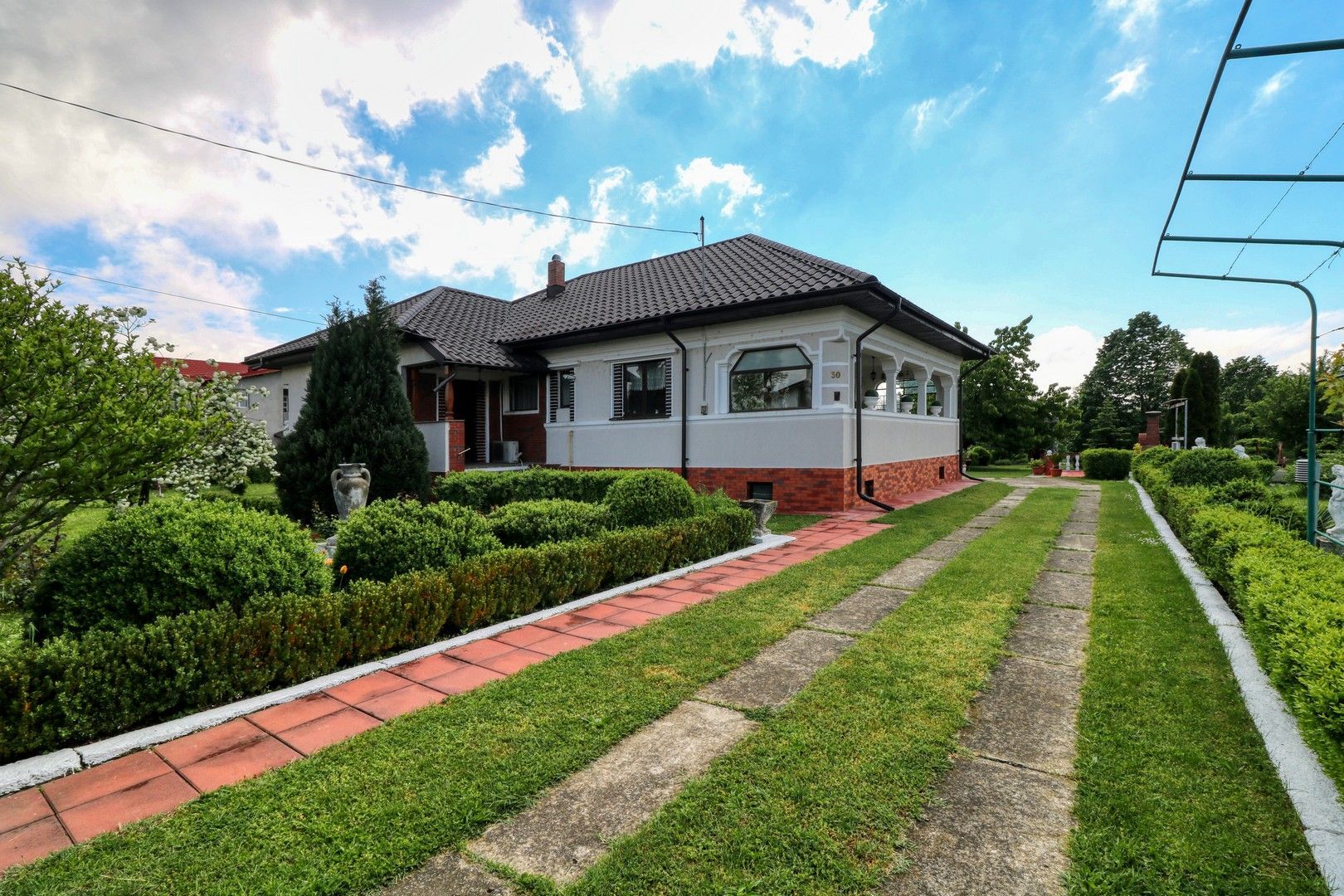 Casă boierească  de poveste- 7000 mp teren - Poză 2