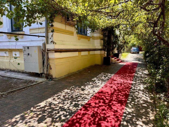 Vila deosebita de inchiriat in zona Romana /  Dacia / Icoanei - Poză 2