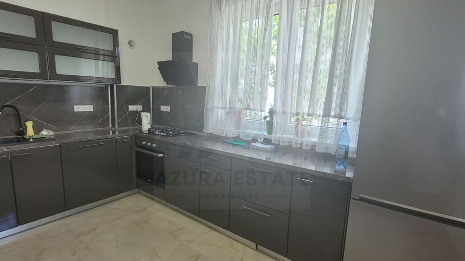 Casa duplex 4 camere 140 mp utili curte 150 mp zona Parcul Sub Arini - Poză 3