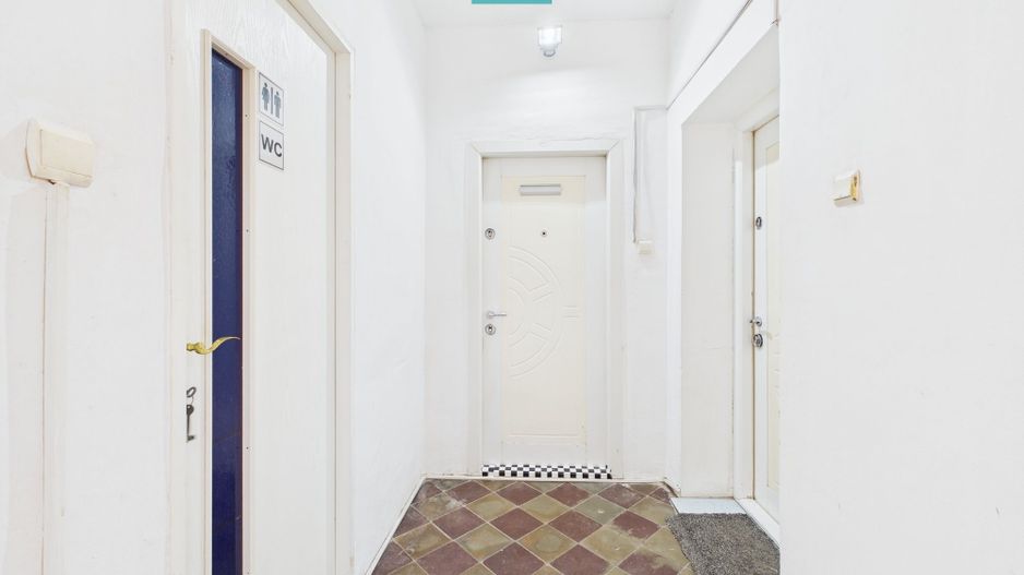 Apartament luminos cu 3 camere ultracentral - Arad - Poză 10