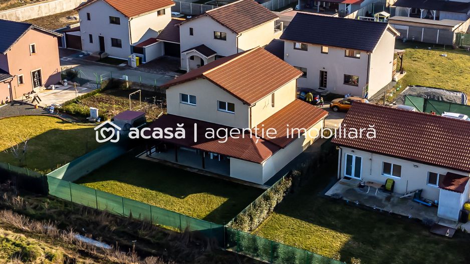 Casă cu mansardă, nouă, mobilată și utilată, în cartier Athena - Poză 10