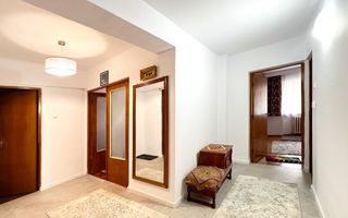 Apartament cu 3 camere, o locuință modernă în inima orașului, - Poză 1