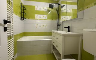 Apartament 3 camere decomandat, etaj 1,  zona centrală - Poză 11