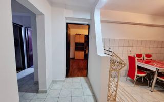Apartament 3 camere, 2 bai, decomandat, etaj 3,  Cetate, zona Mercur - Poză 3