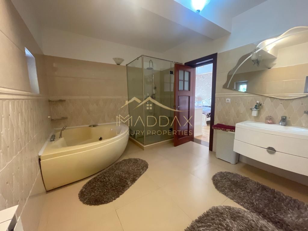 Vila superba**8 camere** Teren 1300 mp**Sauna +Piscina//Pipera - Poză 18
