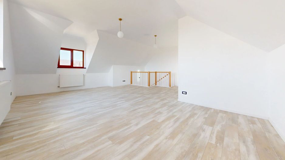 Vila cu stil in Izvor-Tarlungeni - Poză 12