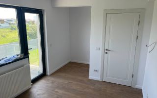 De vanzare casa vila moderna 4 camere Berceni - Poză 1