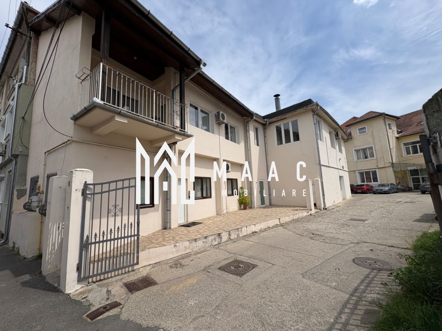 Casa ultracentrală cu potențial mixt – 1285 mp, acces dublu - Poză 1