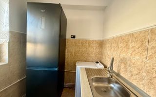 Garsoniera decomandata, etaj intermediar - Zona Tractorul, Coresi - Poză 7