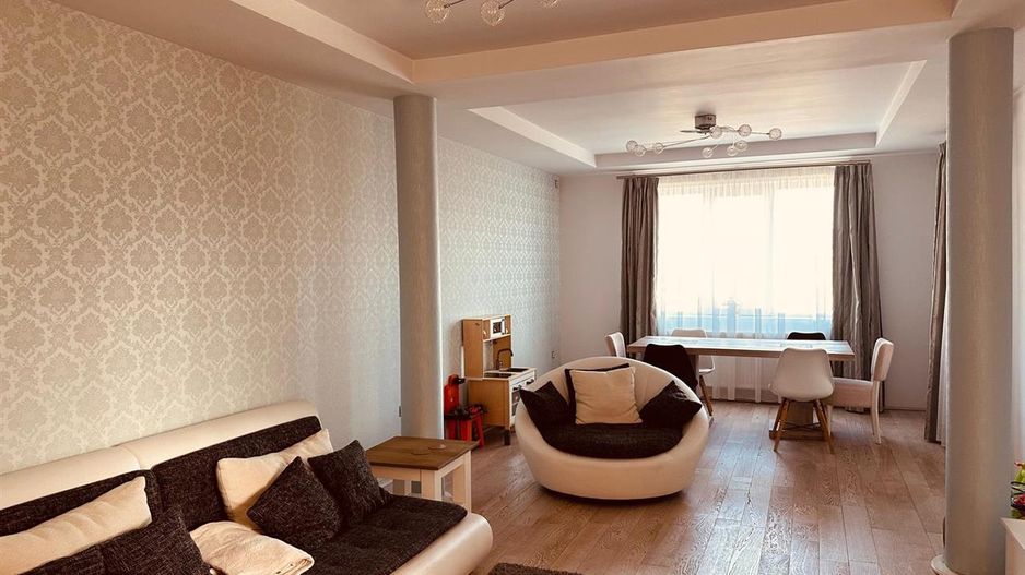 Vila remarcabila+casa boiereasca,in pretios areal de 2.100 mp, Santana de Mures - Poză 5