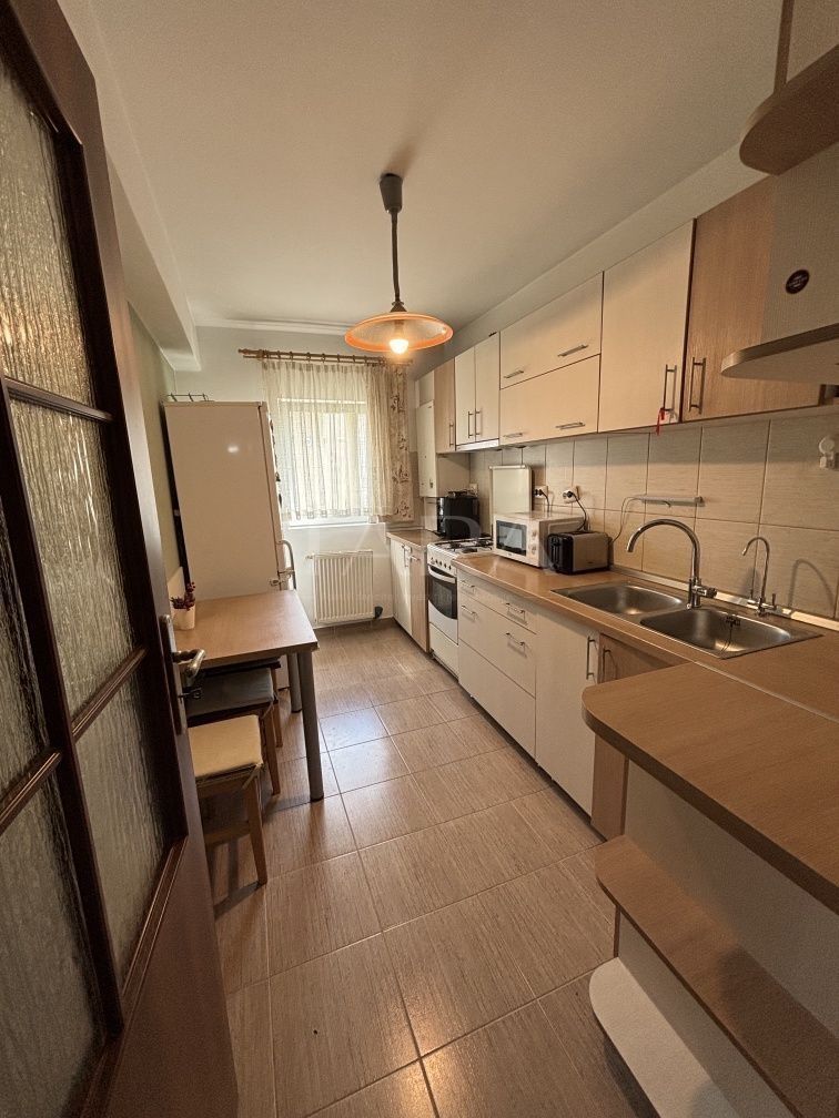 Apartament cu 2 camere, 48 mp utili, balcon și parcare. - Poză 4