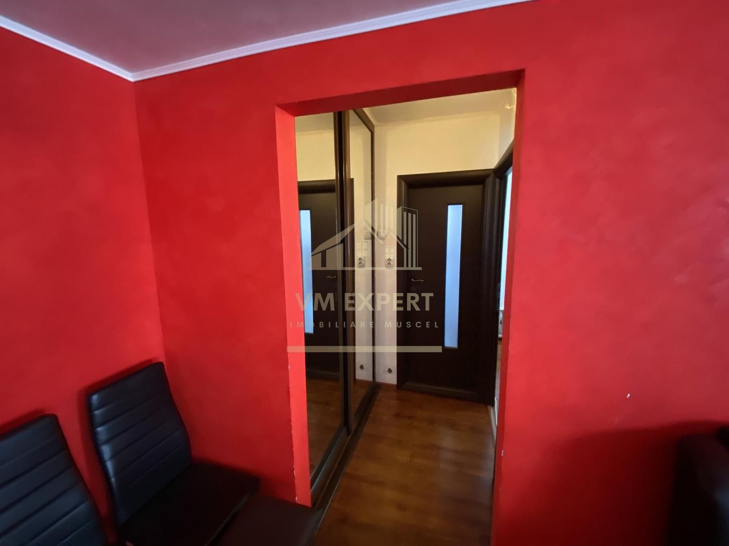 APARTAMENT 2 CAMERE, PARTER, GRUI, CAMPULUNG - Poză 4