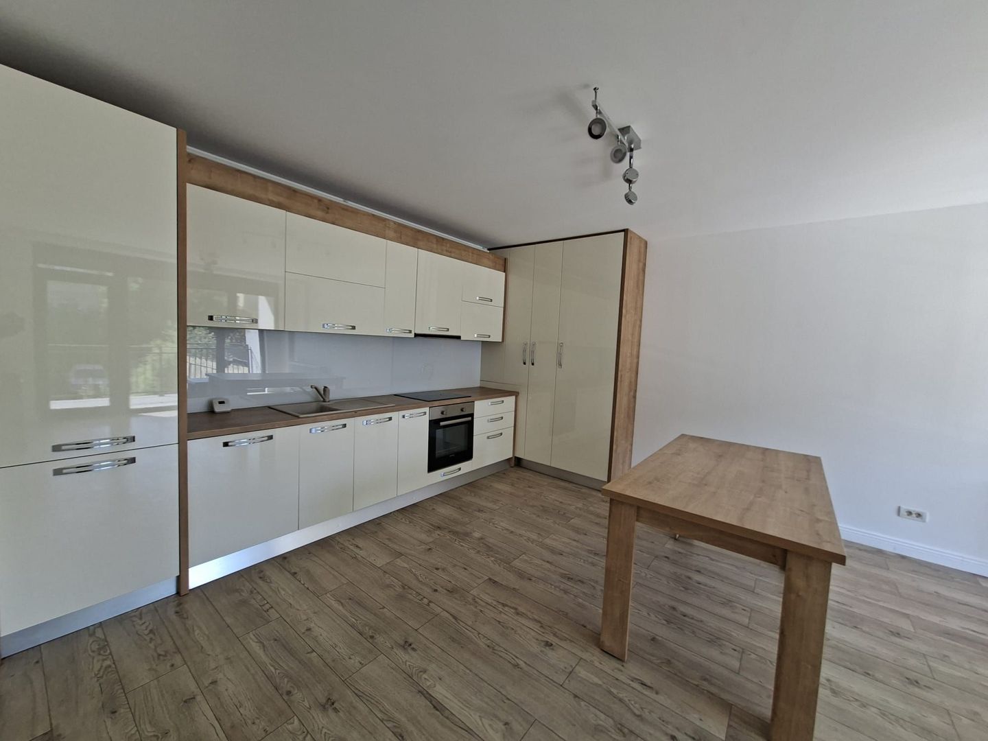 Apartament lux cu 3 camere de vanzare în zona Elisabetin - Poză 22
