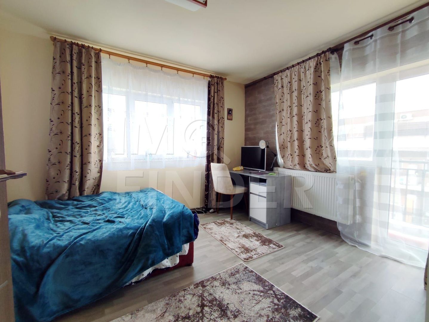 Apartament Finisat 2500euro/mp cu parcare  in Buna Ziua - Poză 1