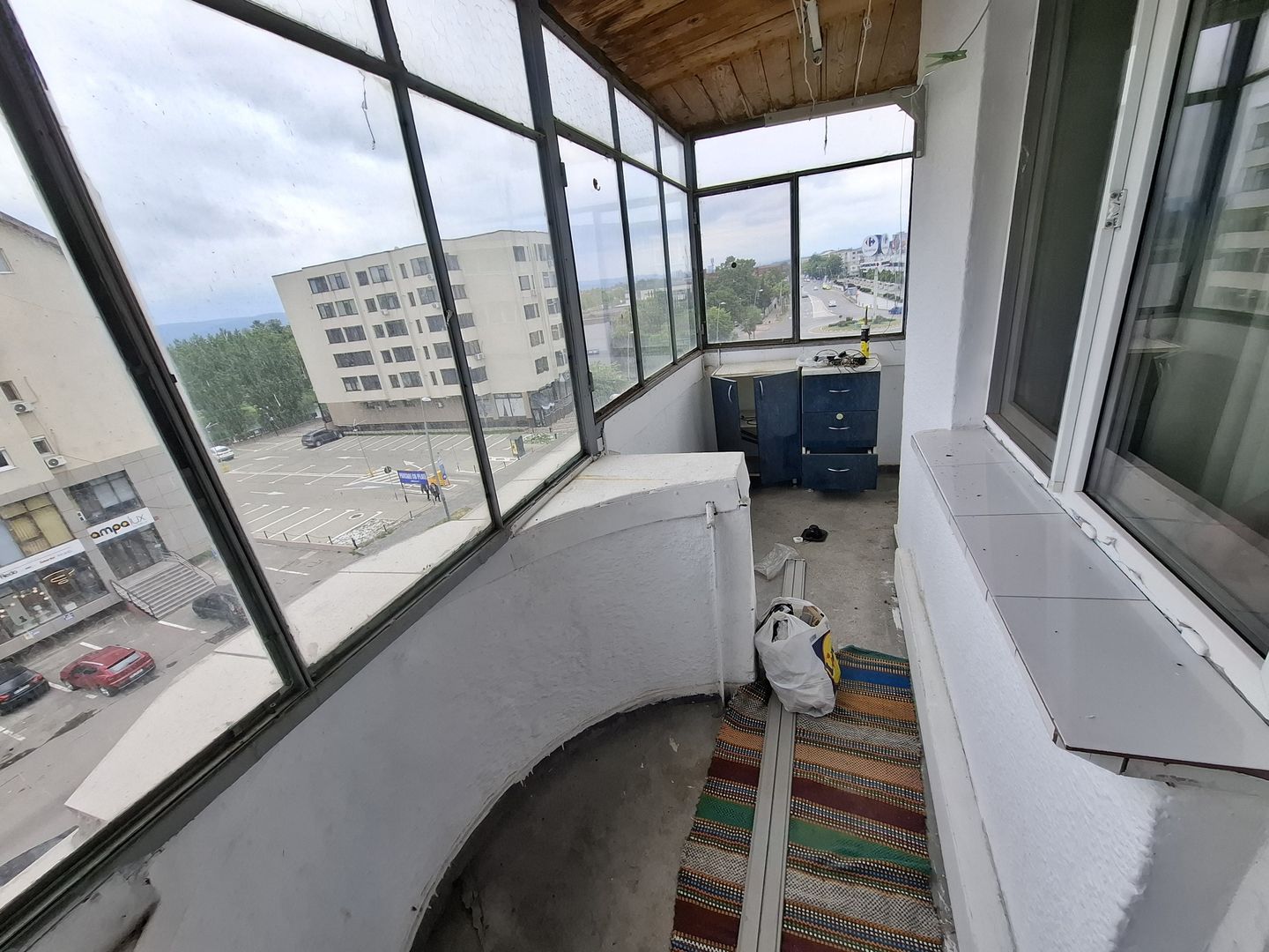 Apartament 3 camere decomandat insula de agrement - Poză 2