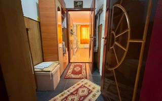 O garsonieră de 22 mp, situată la etajul 4, aflat pe strada Letea. - Poză 1