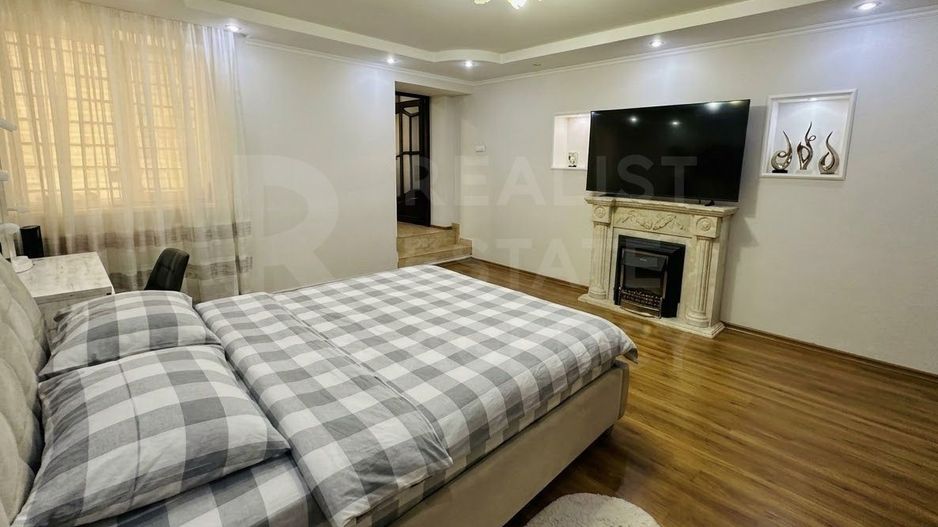 Vânzare, apartament 3 camere, 90 mp, str. Maria Drăgan, Ciocana - Poză 2